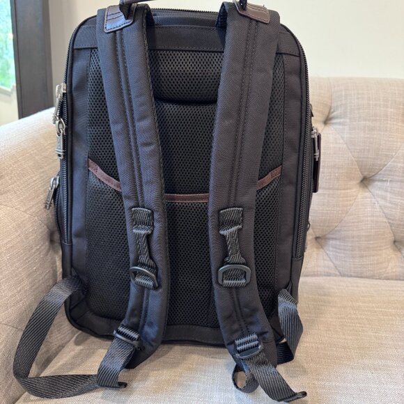 Tumi alpha bravo knox black with brown leather backpack - Picture 3 of 7